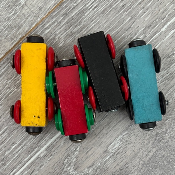 Vintage Brio Wooden Trains - Picture 6 of 6